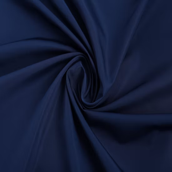 Chaqueta de plumón de tela impermeable y triturada de tafetán de nailon mate 420t para exteriores